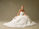 Luxury Floral Lace Ball Gown Wedding Dress – Strapless Princess Bridal Gown with Beaded Embroidery