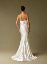 Elegant Satin Strapless Corset Wedding Dress – Mermaid Bridal Gown with Sweetheart Neckline & Train