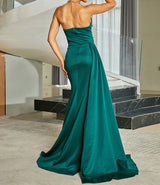 Elegant Strapless Evening Dress with Thigh Split - Perfect for Parties, Proms, and Special Occasions