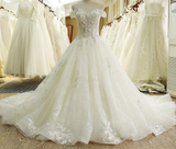 Vintage Luxury Lace Ball Gown Bridal Wedding Dress with Sleeves