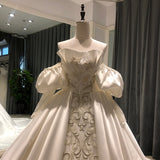Vintage satin puff sleeve Beaded center wedding dress