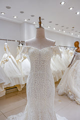 Sweetheart Mermaid Wedding Dress Ivory Lace Vintage style