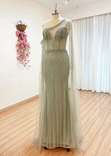 Luxurious Elegant Crystal Evening Gown