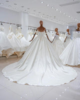 Luxury Princess 2023 model Wedding Dress Off the Shoulder Lace Appliques