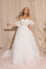 Sweetheart A-Line Wedding Dress with detachable puff Sleeves