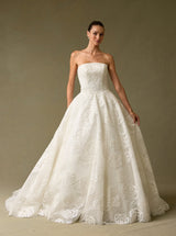 Luxury Floral Lace Ball Gown Wedding Dress – Strapless Princess Bridal Gown with Beaded Embroidery