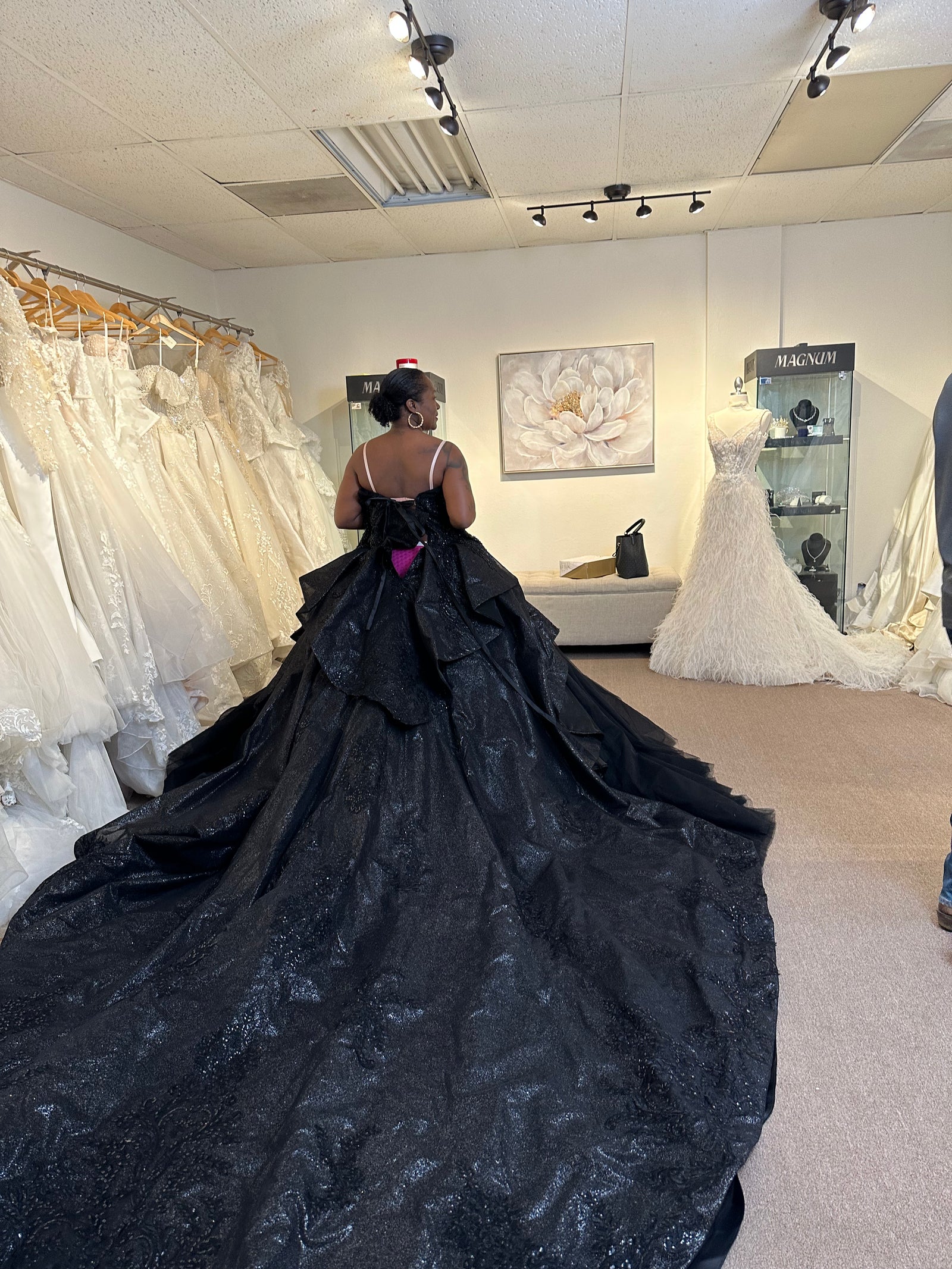 Exclusive Black Custom Wedding Dress Custom SIZE ONLY / IVORY/WHITE / NO Exclusive Black Custom Wedding Dress Custom SIZE ONLY / IVORY/WHITE / NO