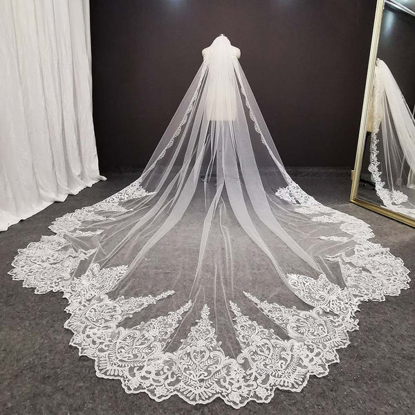 Luxury Long Lace Bridal Veil Retro Wedding Veil with Comb 3.5 Meters Bride Veil Wedding