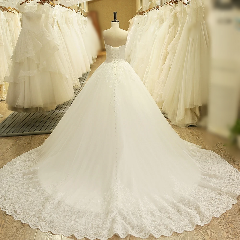 Charming Sweetheart Applique Lace Vintage Bridal Wedding Dress Ivory / 20W Charming Sweetheart Applique Lace Vintage Bridal Wedding Dress Ivory / 20W