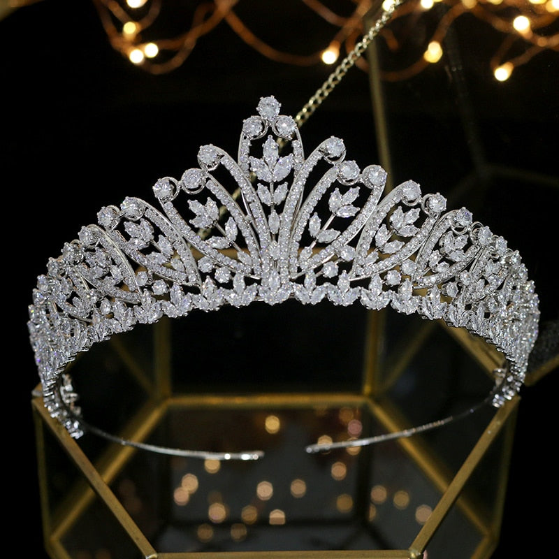Swarovski Bridal Wedding Tiara Crown with Crystals
