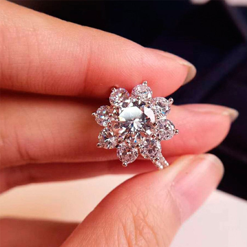 Real Moissanite Luxury Sun Flower Ring 2 Carat Diamond