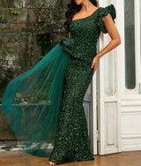 Elegant Green New design One Shoulder Flare Sleeve with tulle Draped