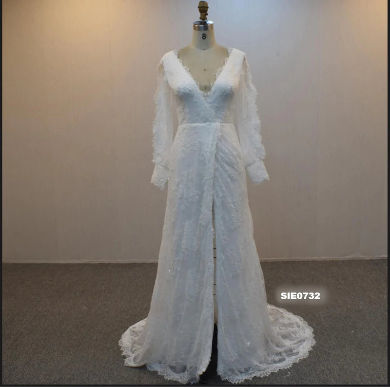 Elegant Long Sleeve V neck Wedding Dress